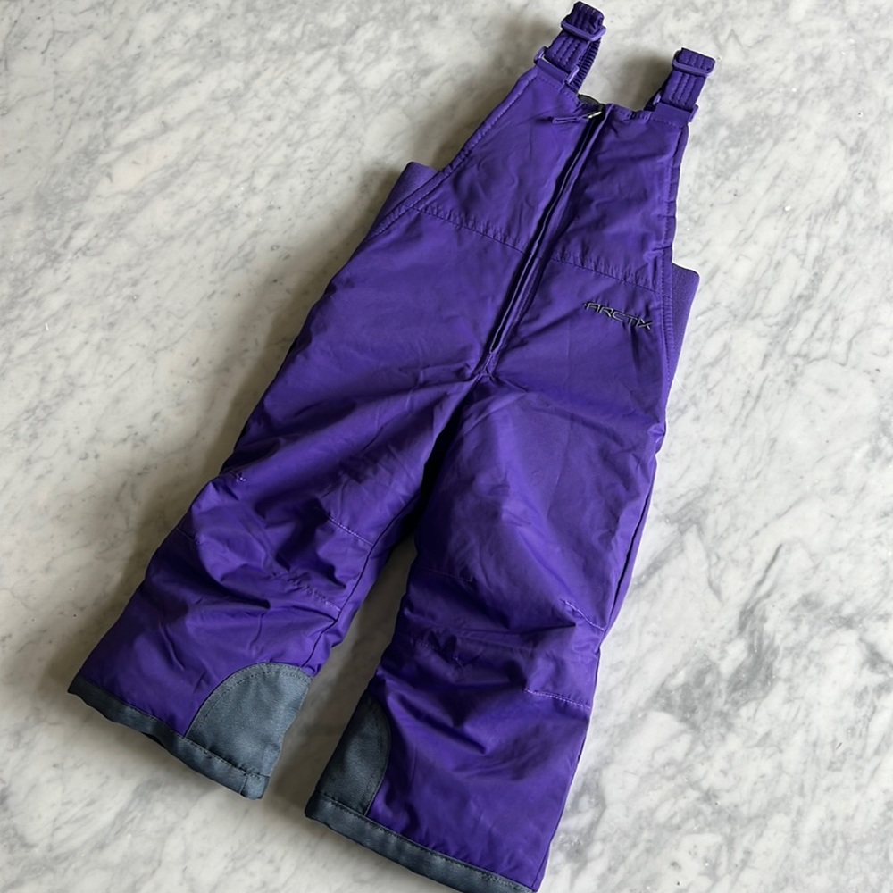 Arctix size 2t snow suit